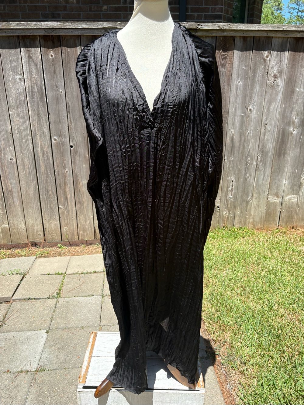 H&M Black Crinkle V-Neck Swim Cover-Up